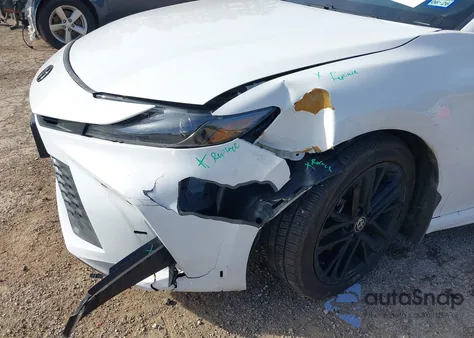 2025 Toyota Camry Xse z USA, uszkodzony, nr VIN 4T1DAACK2SU019111